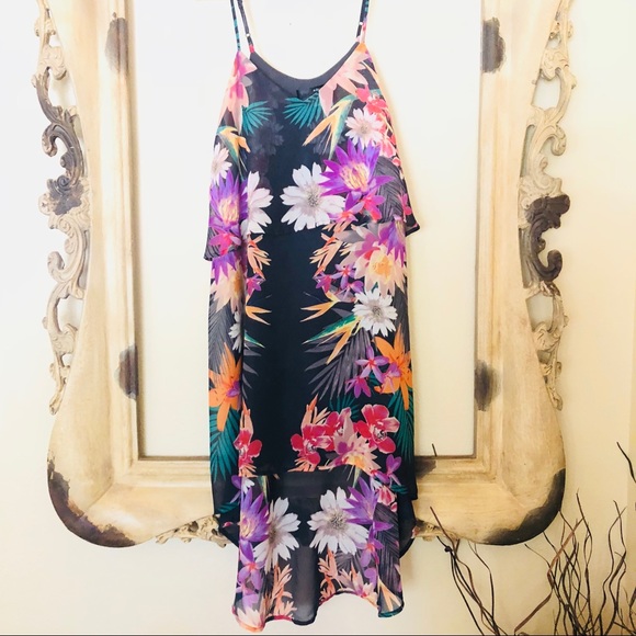 {Aqua} Vibrant Floral hi-low hem dress - Picture 4 of 13